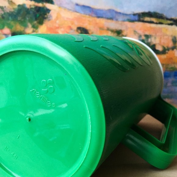 SOLD Vintage 70s Sterilite Plastic Pitcher - Picture 2 of 4